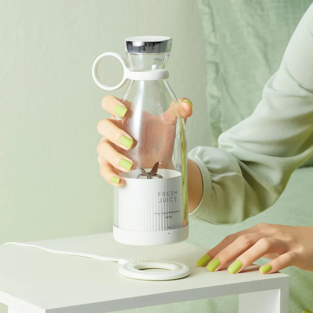 Handy Mini Juicer Blender